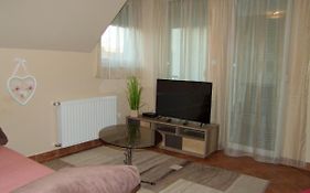 Greta Apartman